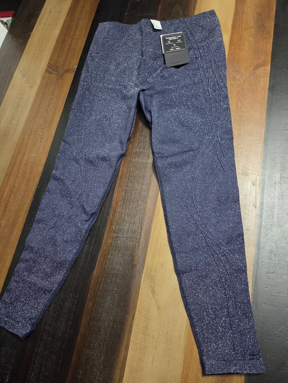 Fabletics Glitter Legging - Picture 2 of 6